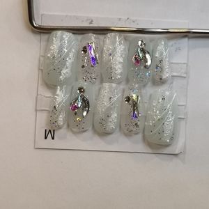 Light blue jade diamond artificial press on nails